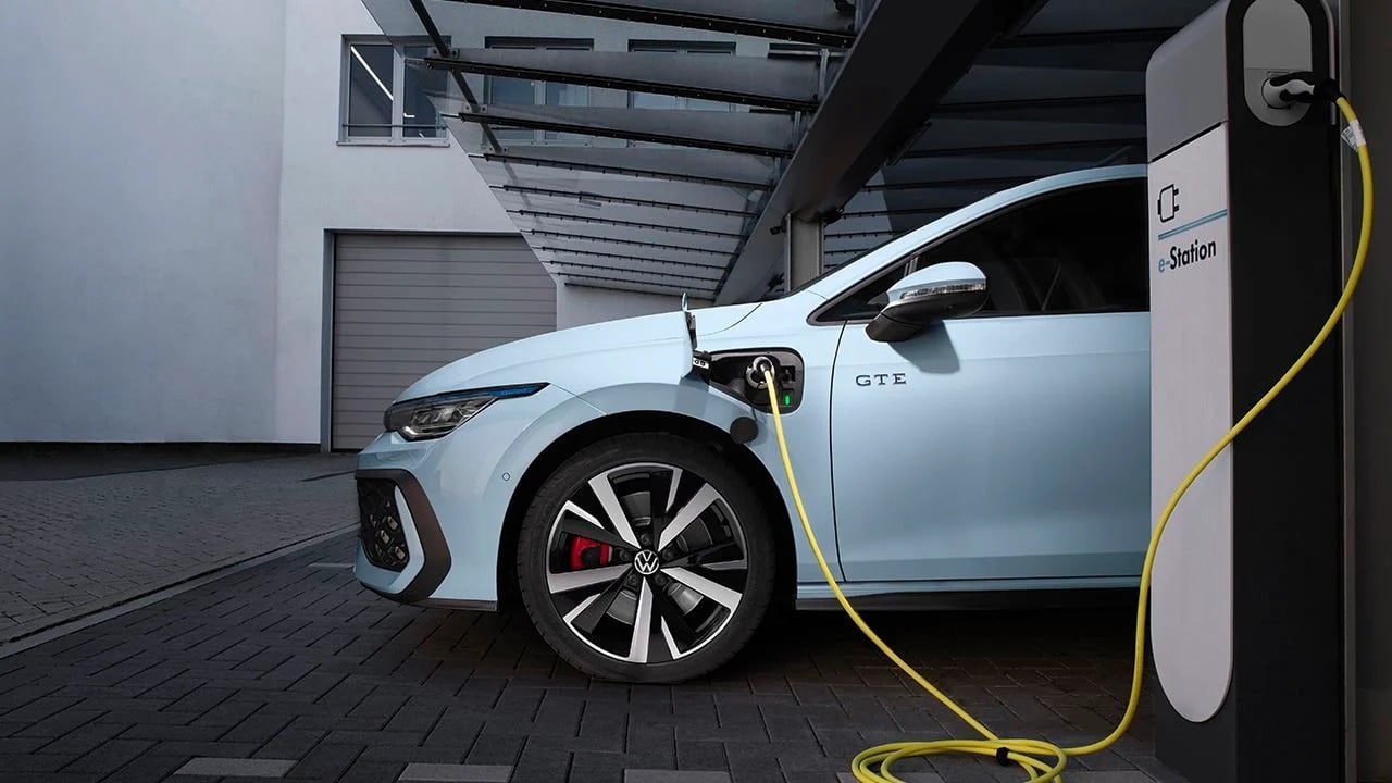 Αξίζει να αγοράσετε ένα PHEV σήμερα; Και γιατί;