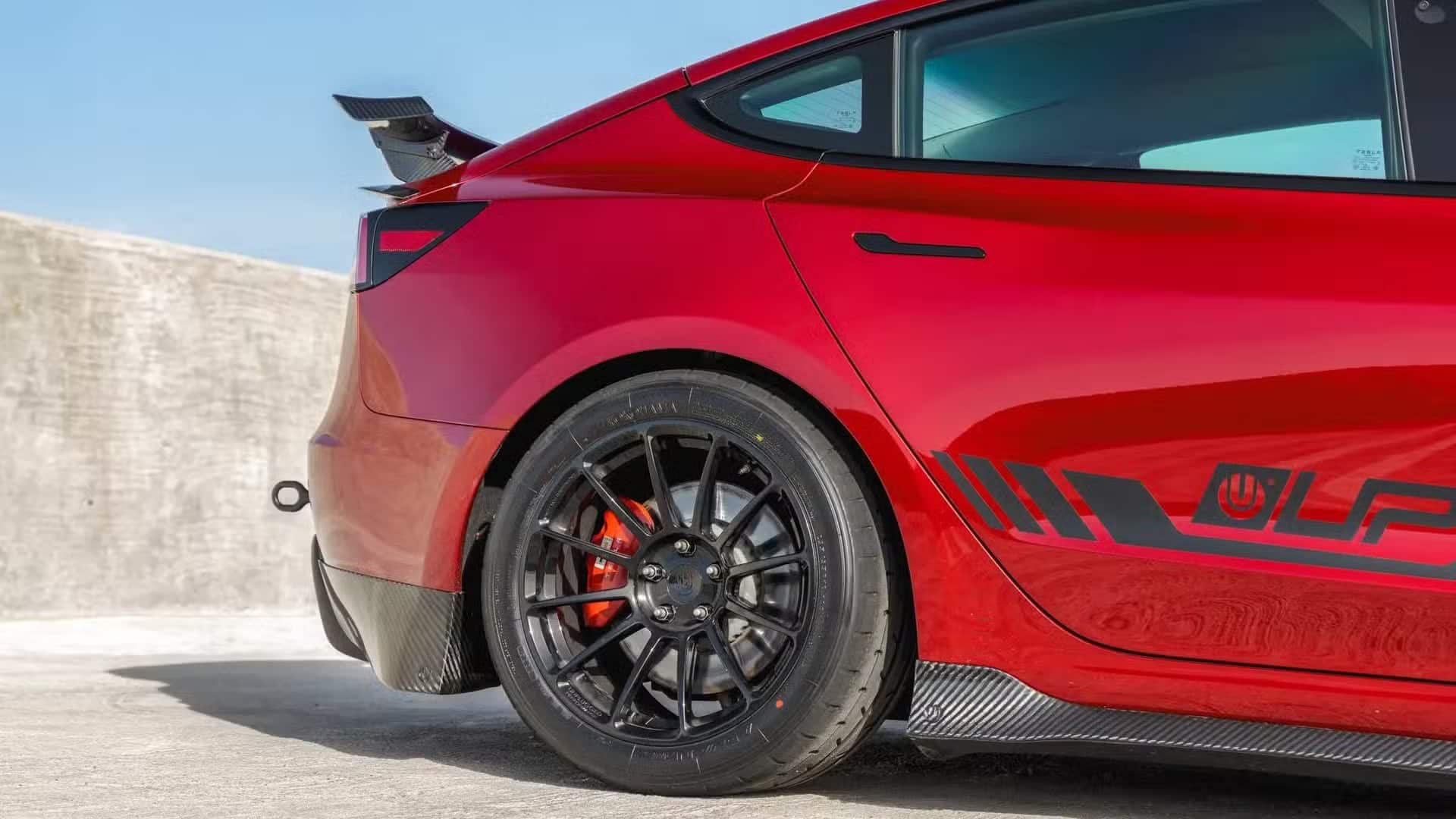 Tuning: Δες πώς «ξυπνάς» την απόδοση ενός EV στα άκρα