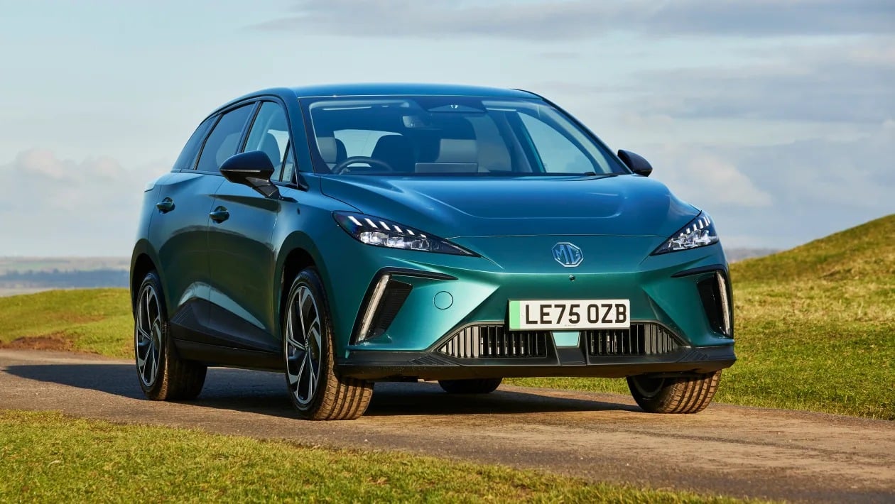 Νέο MG4 2026: Έγινε Premium, έμεινε προσιτό