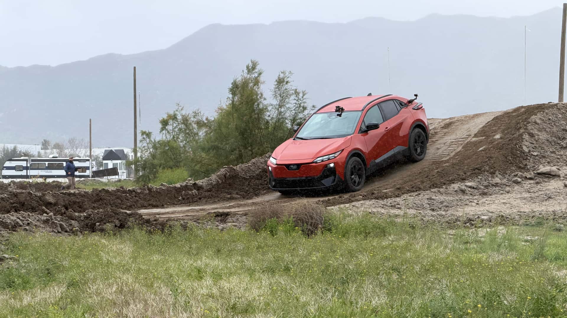 Subaru Uncharted EV - Το ηλεκτρικό SUV που πάει εκεί που τα άλλα σταματούν