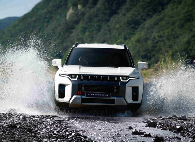 KGM Torres HEV: Επιδόσεις, χαμηλή κατανάλωση, χώροι και ανταγωνιστικής τιμή 