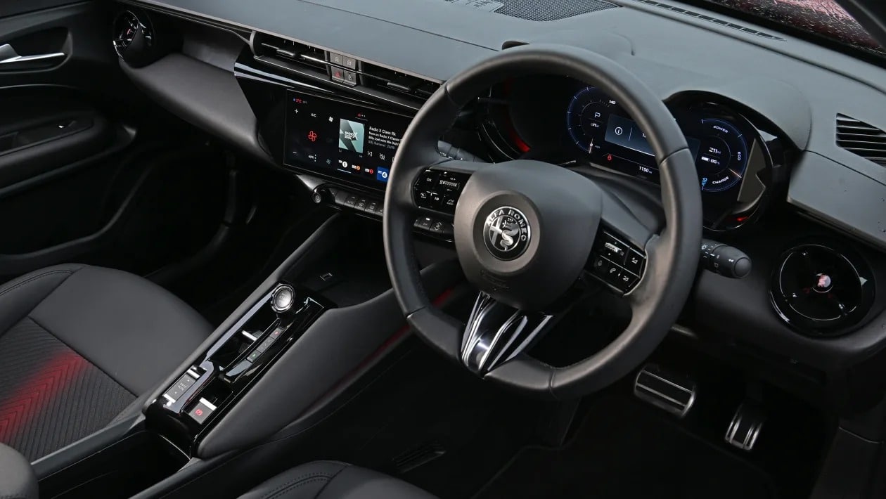 Η Junior φέρνει το DNA της Alfa Romeo στην καθημερινότητα