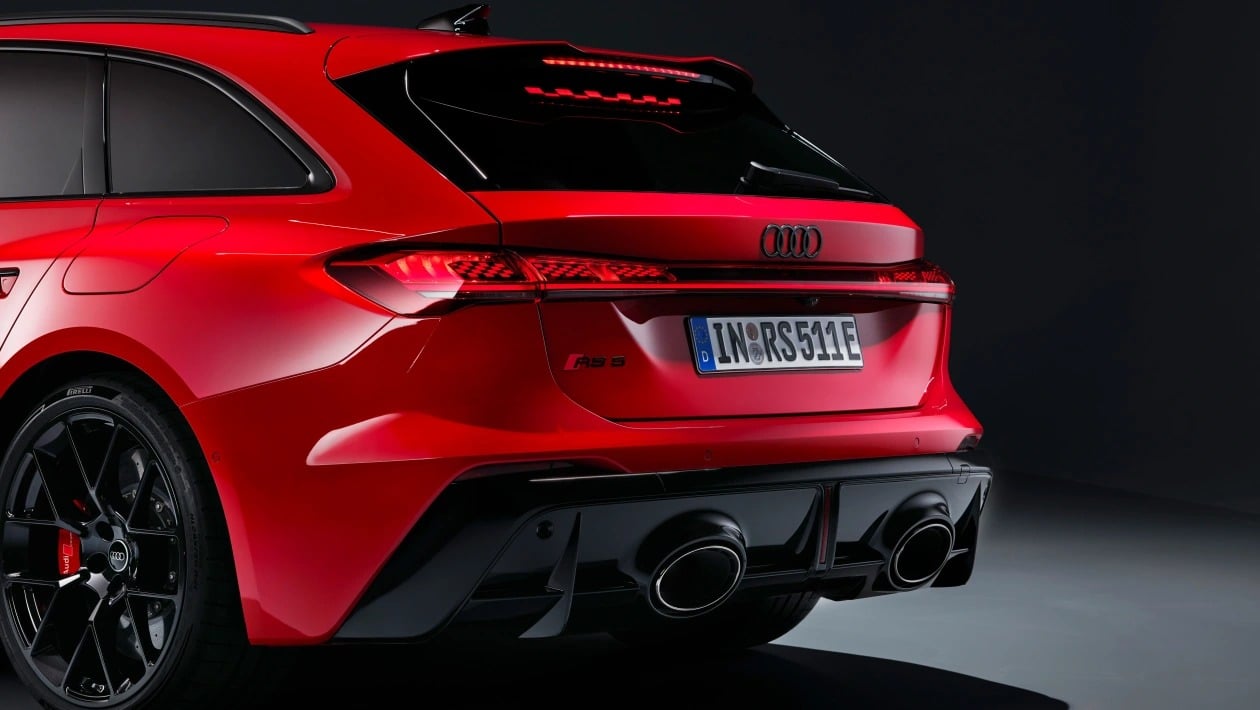 630 PS και 825 Nm: Το νέο PHEV Audi RS 5 είναι το πιο «άγριο» RS όλων των εποχών