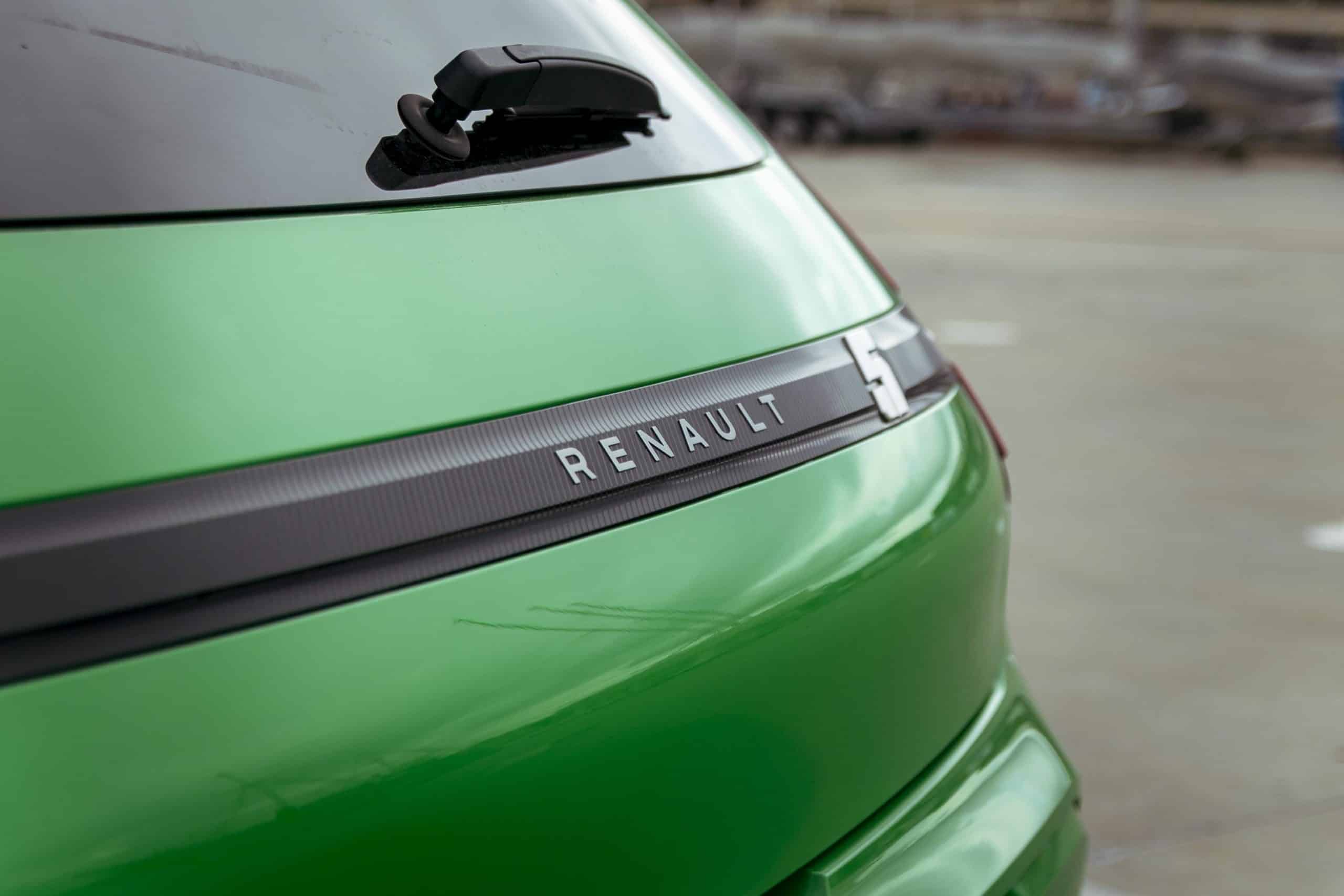 Δοκιμή: Renault 5 -Επαναφορτίζοντας έναν θρύλο