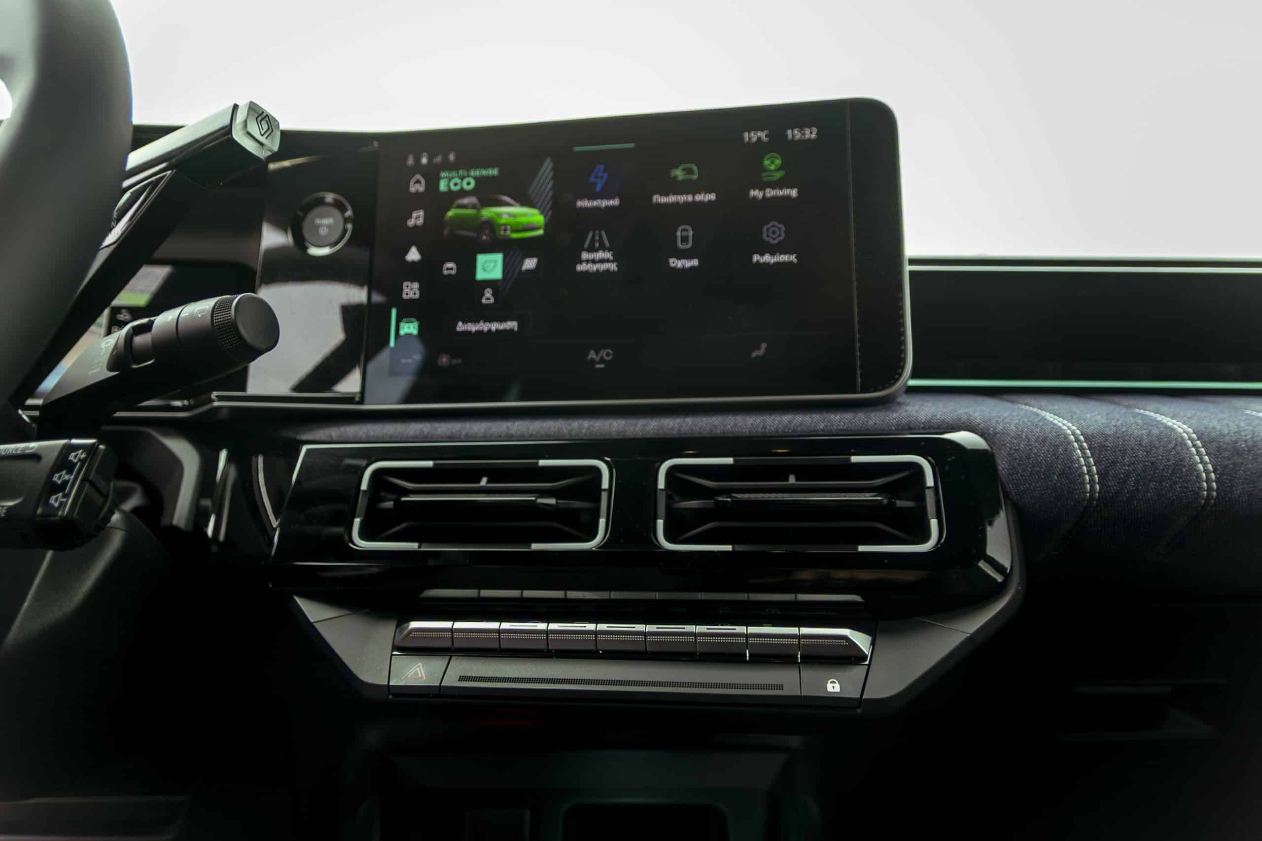 Δοκιμή: Renault 5 -Επαναφορτίζοντας έναν θρύλο