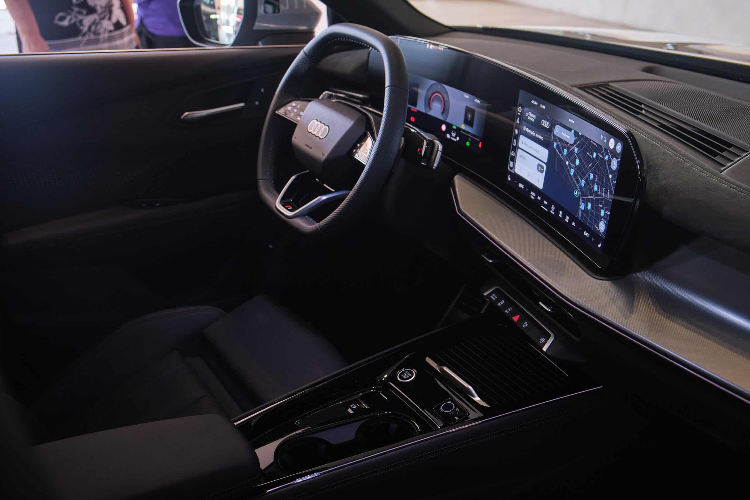 Audi-Q3-carselectric-5