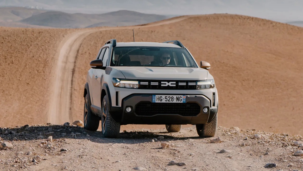 Νέα Dacia Duster και Bigster 150 4x4 off-road : Έτοιμα για... Trofy!