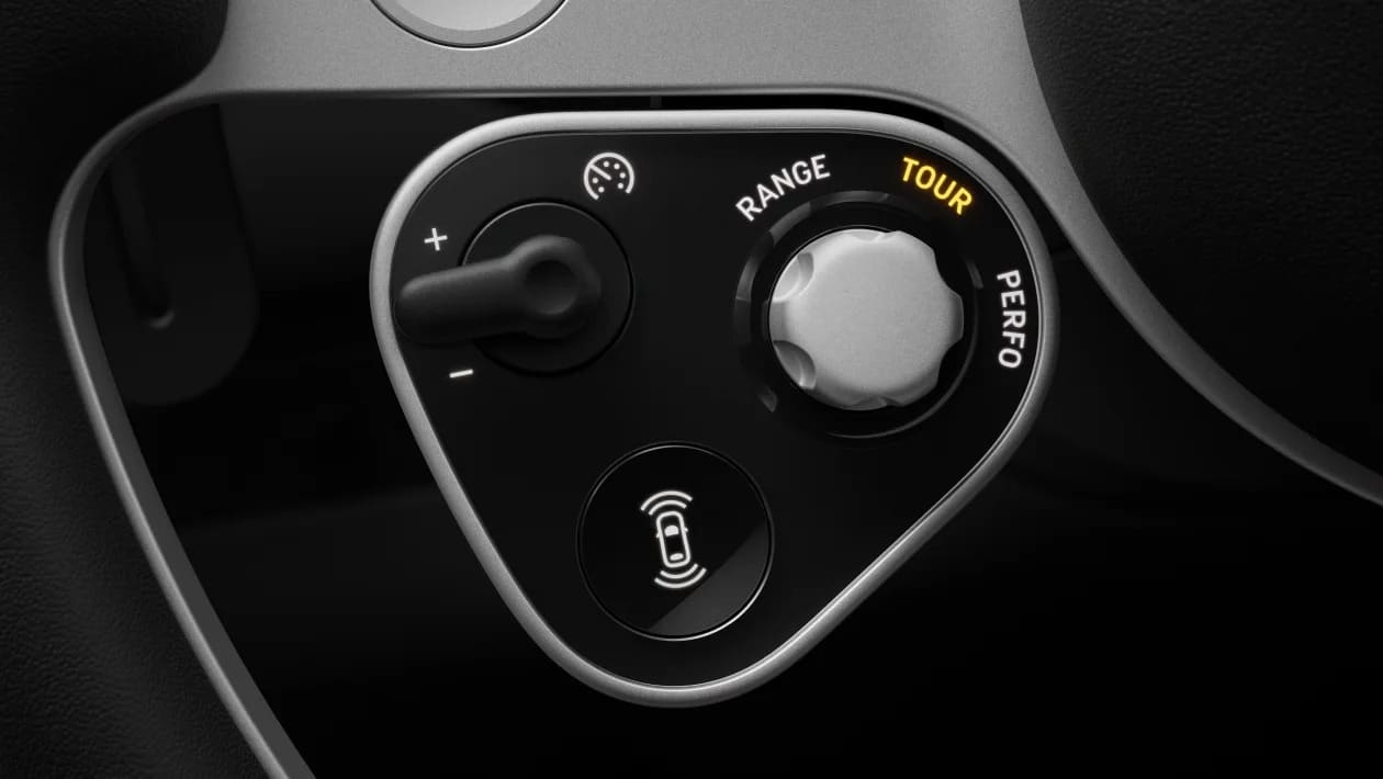 Πρώτες εικόνες από το εσωτερικό της νέας ηλεκτρικής Ferrari Luce