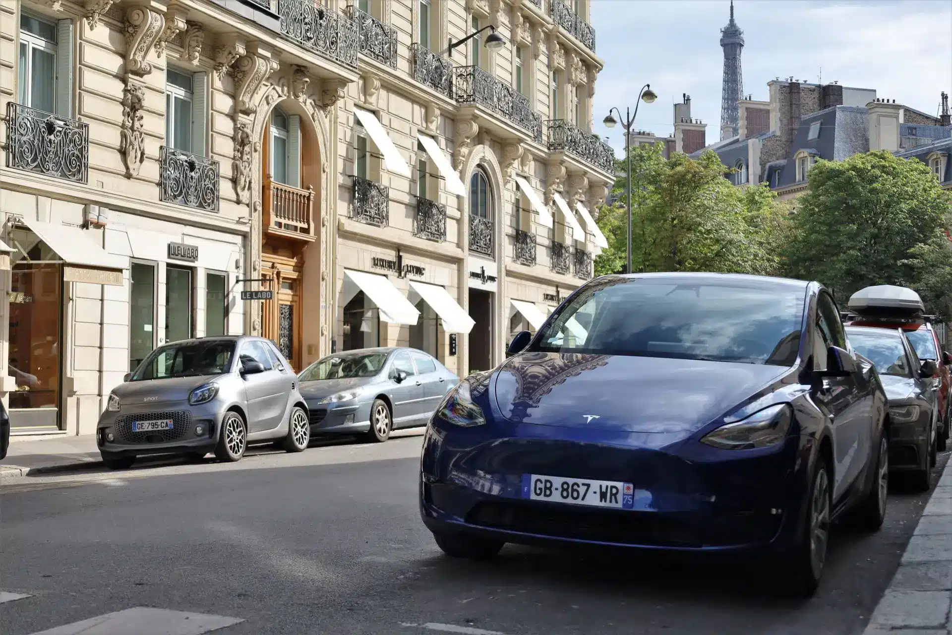 Η Tesla φέρνει τον Grok στην Ευρώπη