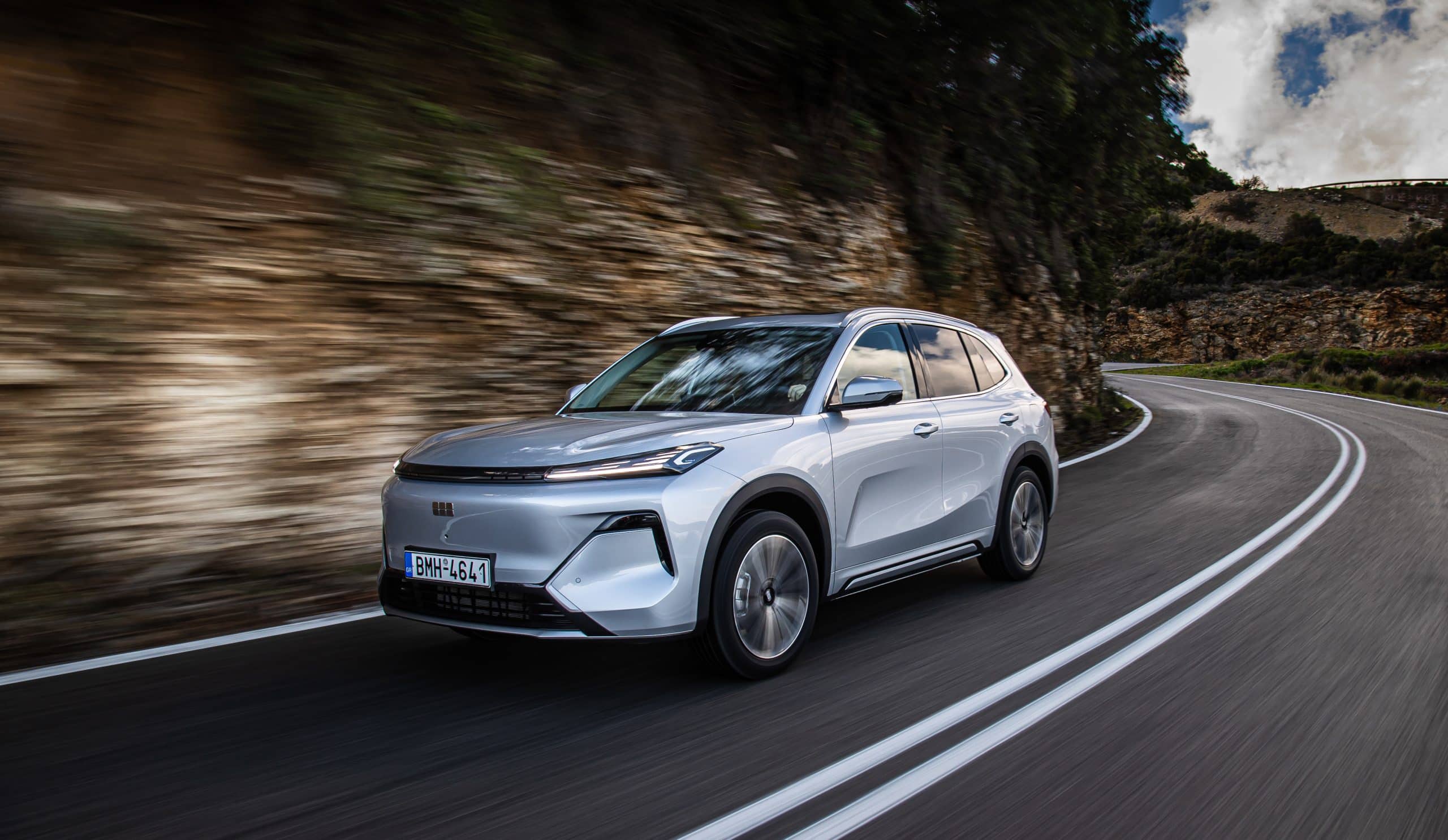 Το νέο Geely STARRAY EM-i ήρθε στην Ελλάδα - Δείτε εκδόσεις και τιμές 