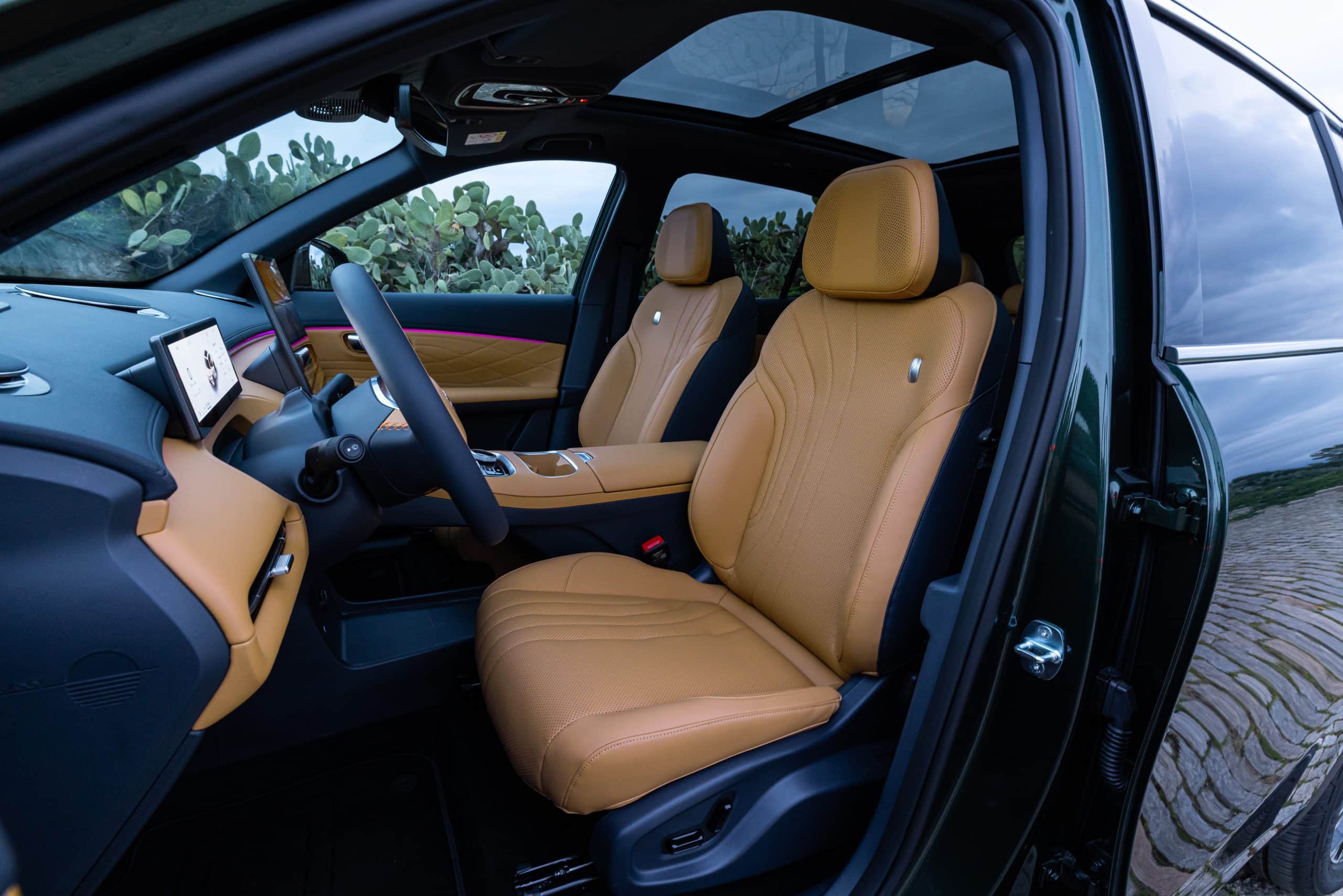 Το νέο Geely STARRAY EM-i ήρθε στην Ελλάδα - Δείτε εκδόσεις και τιμές 