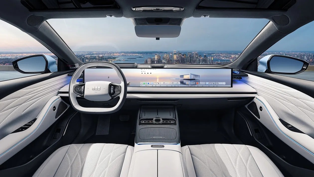 Geely Galaxy E8: Έρχεται να «ταράξει τα νερά» με 636 PS και έως 941 km αυτονομία