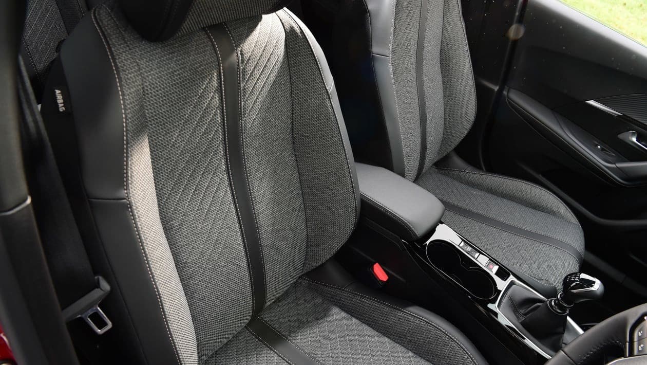 Peugeot 2008: Το πιο stylish μικρό SUV