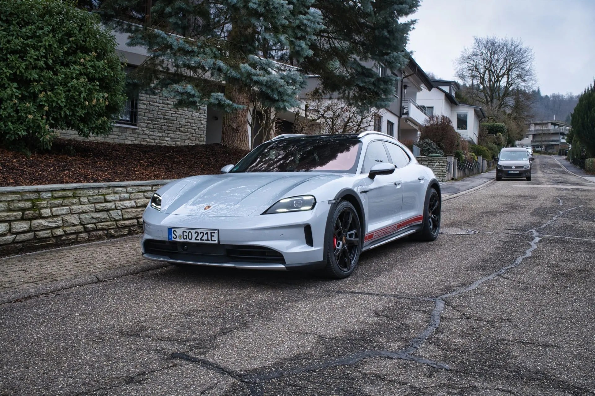 Η Porsche Taycan Cross Turismo 2026 επέστρεψε και απέδειξε γιατί τα ηλεκτρικά μπορούν να είναι συναρπαστικά