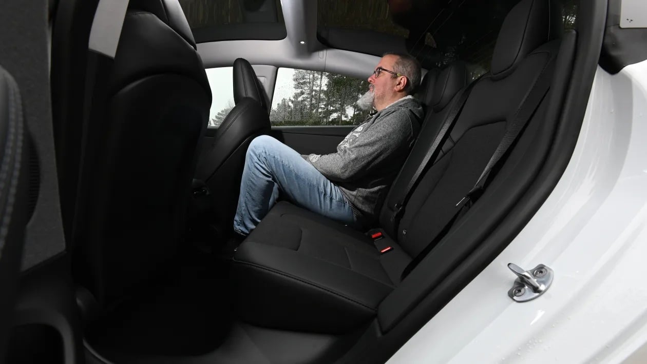 Tesla Model 3 RWD 2026: 534 Km Αυτονομία, 283 PS – Είναι το καλύτερο ηλεκτρικό της χρονιάς;