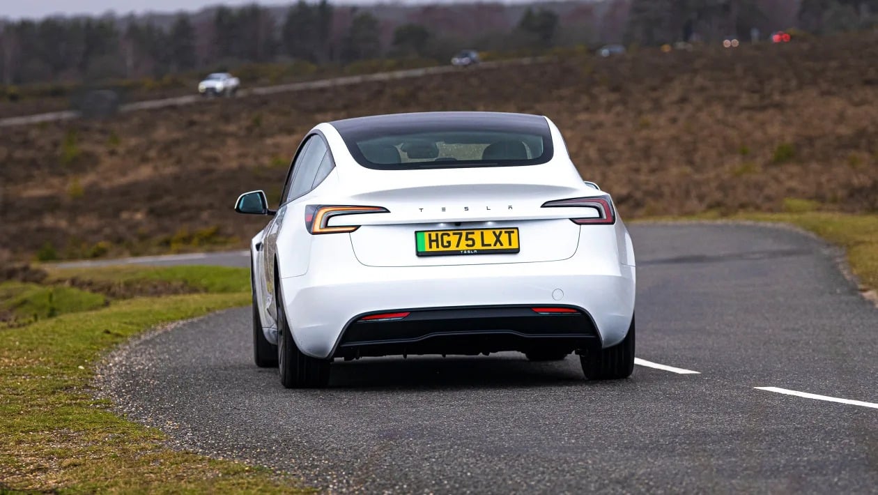 Tesla Model 3 RWD 2026: 534 Km Αυτονομία, 283 PS – Είναι το καλύτερο ηλεκτρικό της χρονιάς;