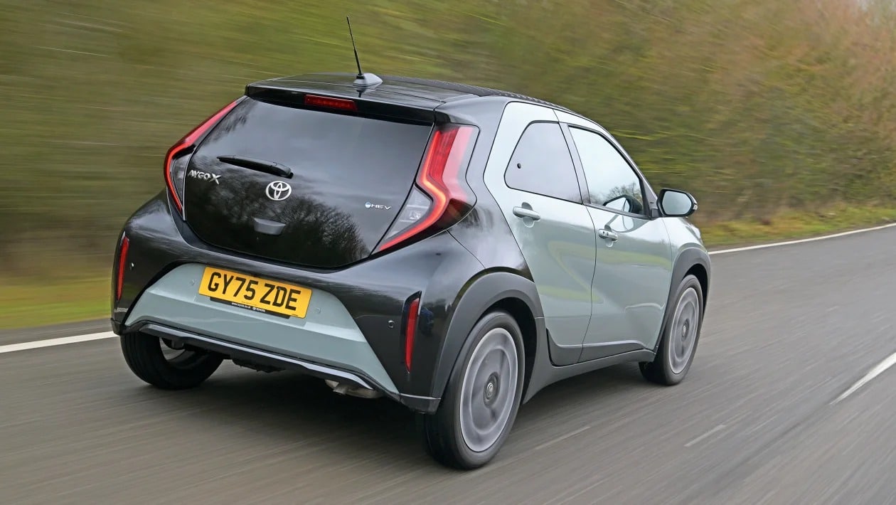 Toyota Aygo X Hybrid vs Citroen C3 Hybrid