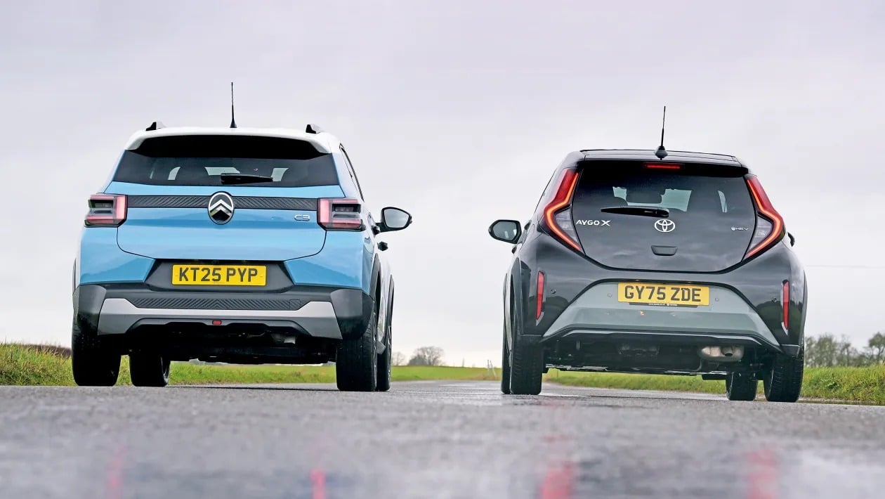 Toyota Aygo X Hybrid vs Citroen C3 Hybrid: Ποιο μικρό υβριδικό κερδίζει;