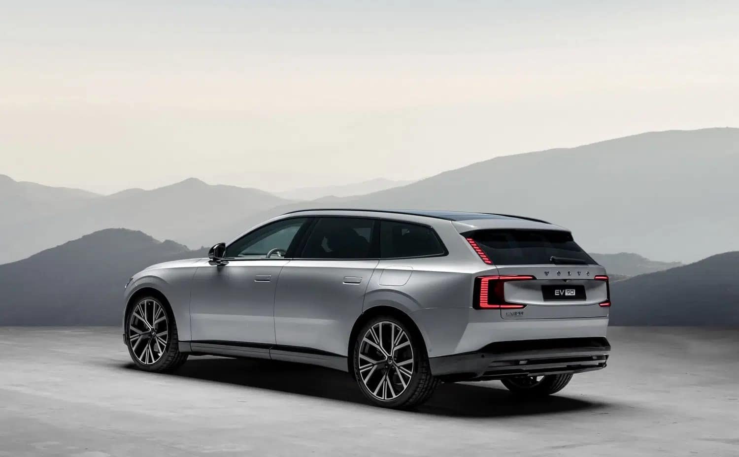 Το μέλλον των Station Wagon είναι ηλεκτρικό και η Volvo το έχει έτοιμο
