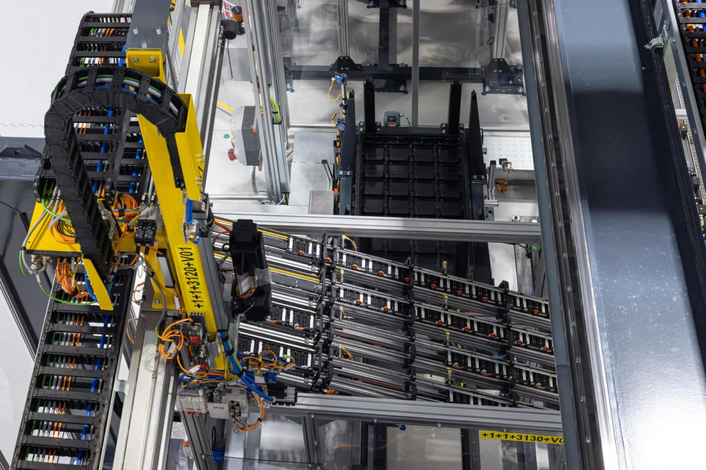 Η Porsche ξεκινά τη μαζική παραγωγή της Cayenne Electric