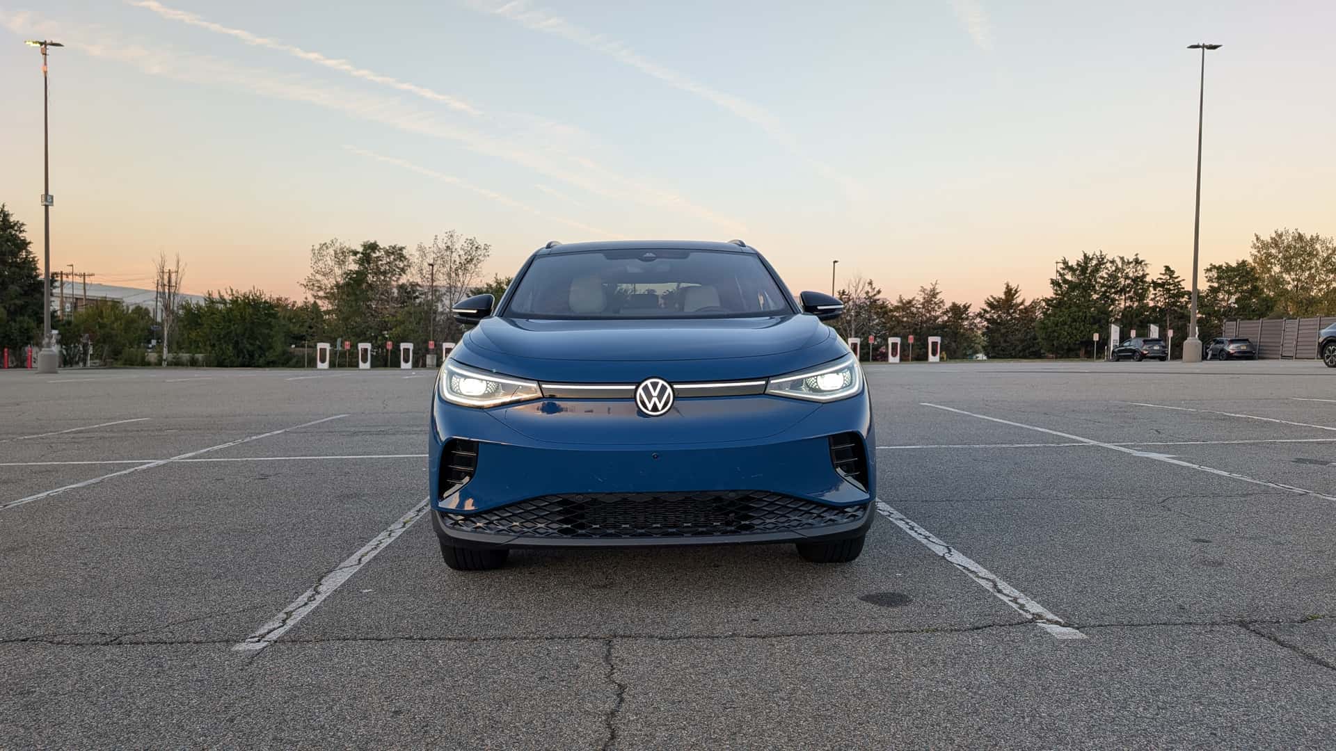 Volkswagen ID.4: Το ηλεκτρικό SUV που ωρίμασε – Αξίζει τα χρήματά του ή το προσπερνάς;