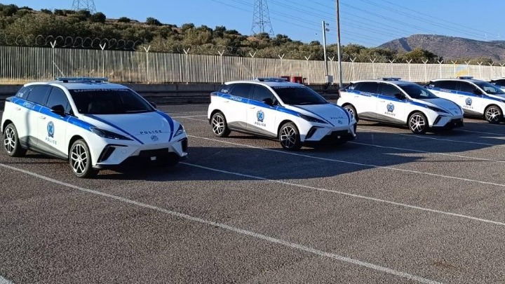 9 Ηλεκτρικά περιπολικά για την τροχαία Πατρών - Πύργου