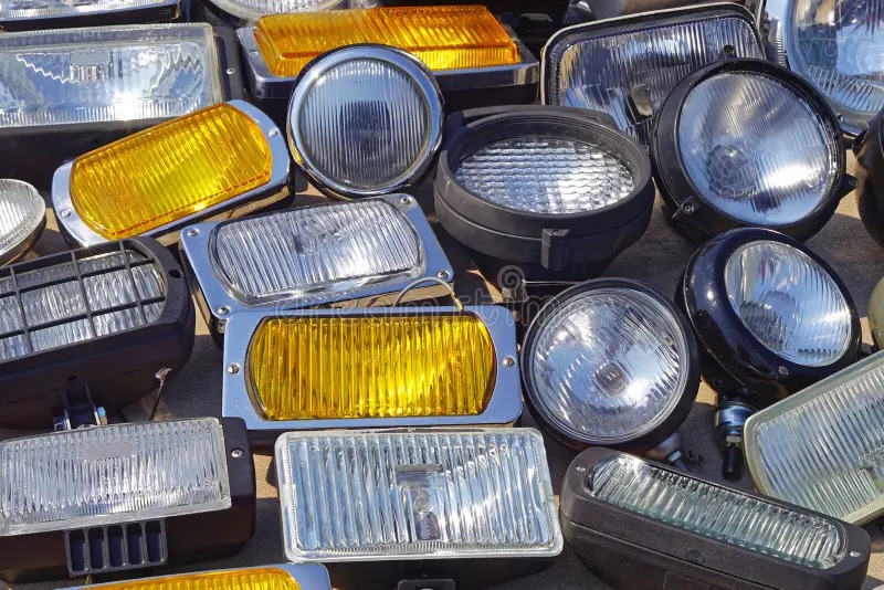 Φώτα ομίχλης: Πώς λειτουργούν και πότε να τα χρησιμοποιείτε