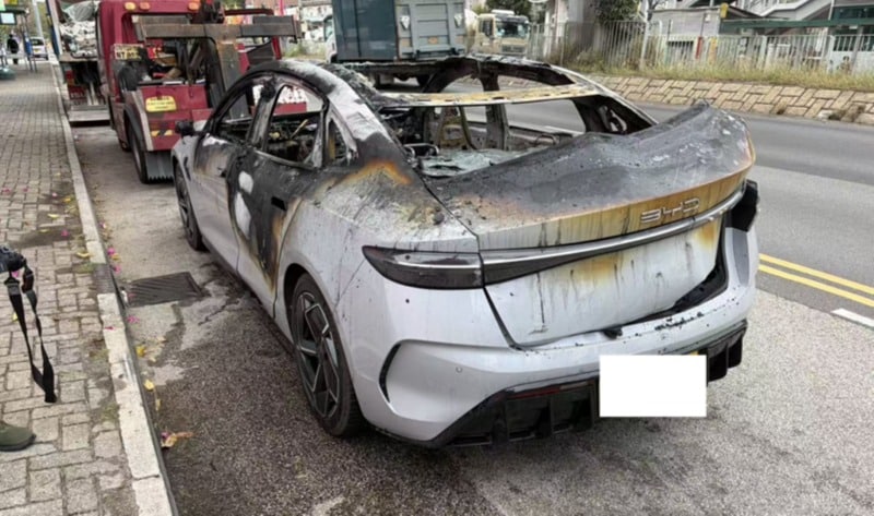 BYD Seal: Πώς ένα power bank προκάλεσε πυρκαγιά στο ηλεκτρικό sedan