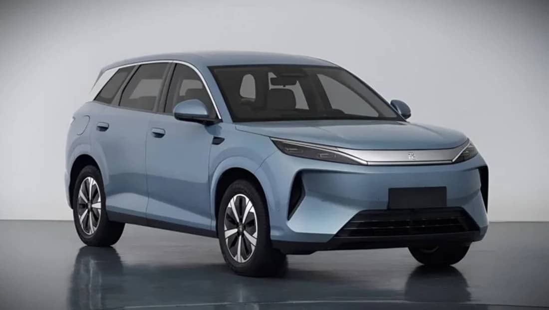 Το νέο BYD Atto 3 αλλάζει τα πάντα: Μεγαλώνει, γίνεται πισωκίνητο και φορτίζει σε 5΄