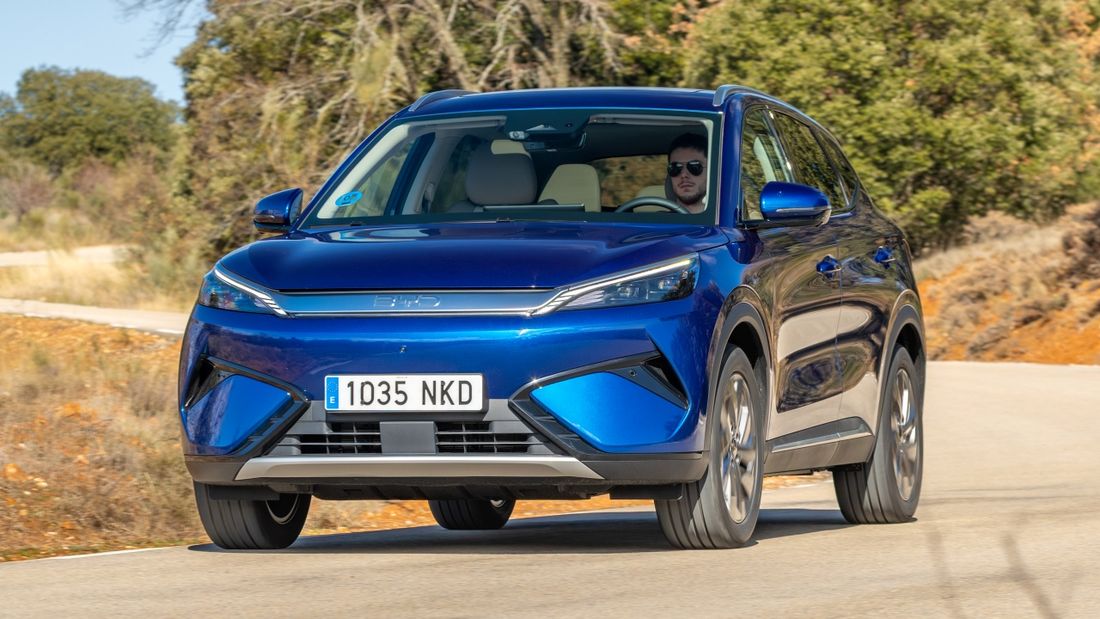 Το νέο BYD Atto 3 αλλάζει τα πάντα: Μεγαλώνει, γίνεται πισωκίνητο και φορτίζει σε 5΄