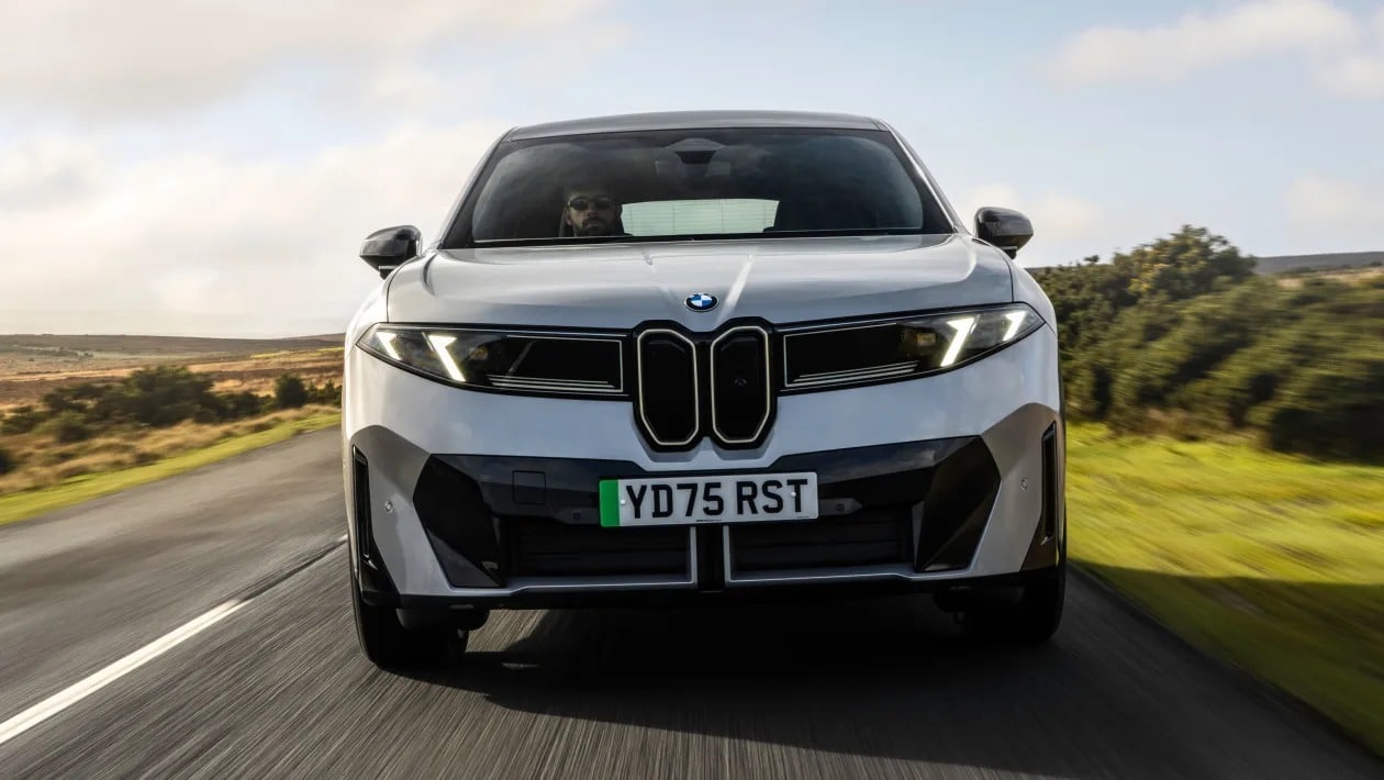 BMW iX3 M Sport: Τεχνολογία, ισχύς και αυτονομία σε άλλο επίπεδο
