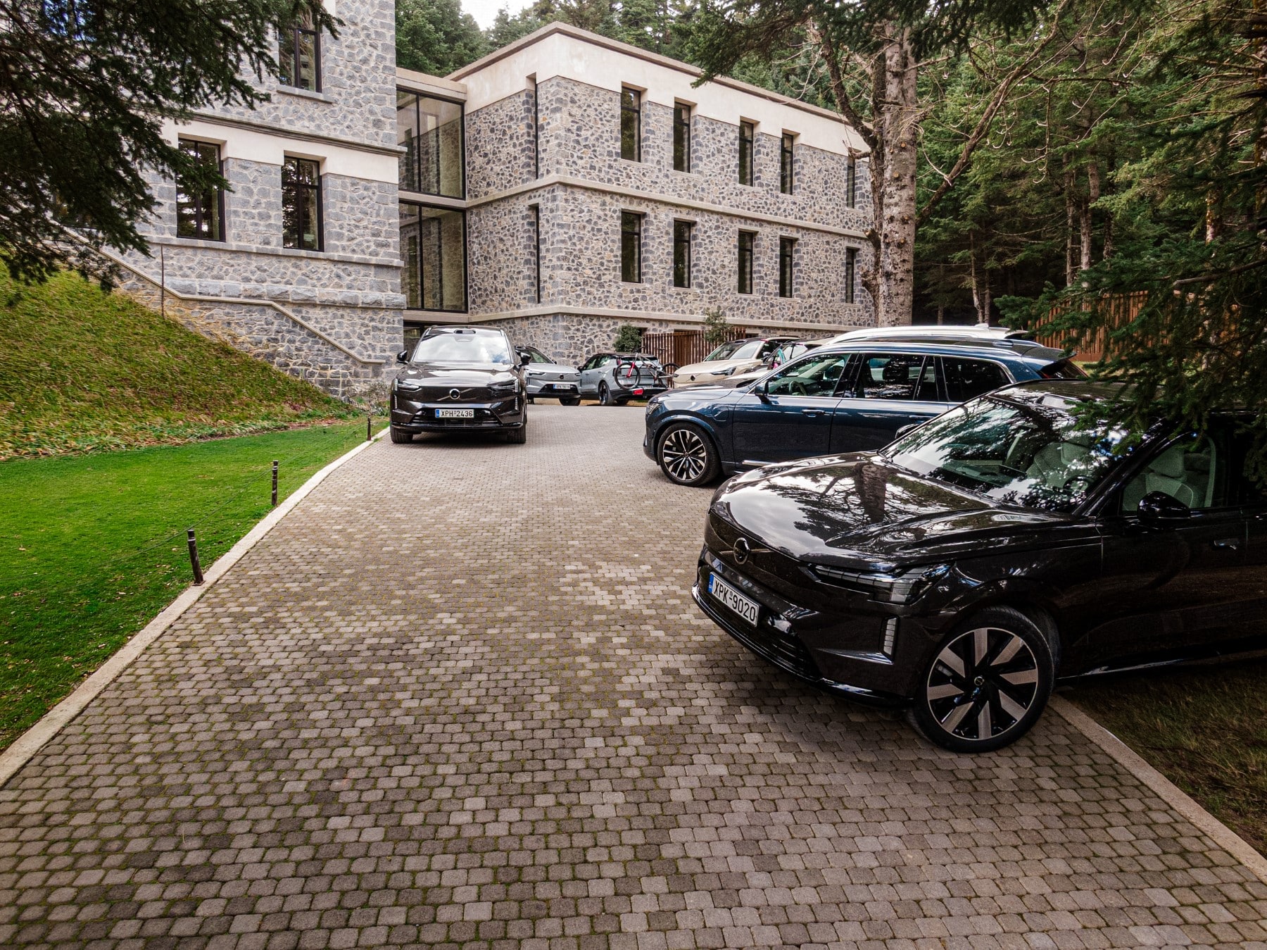 Volvo EXclusive Retreats: Η σειρά μοναδικών ταξιδιωτικών εκδηλώσεων της Volvo Car Hellas