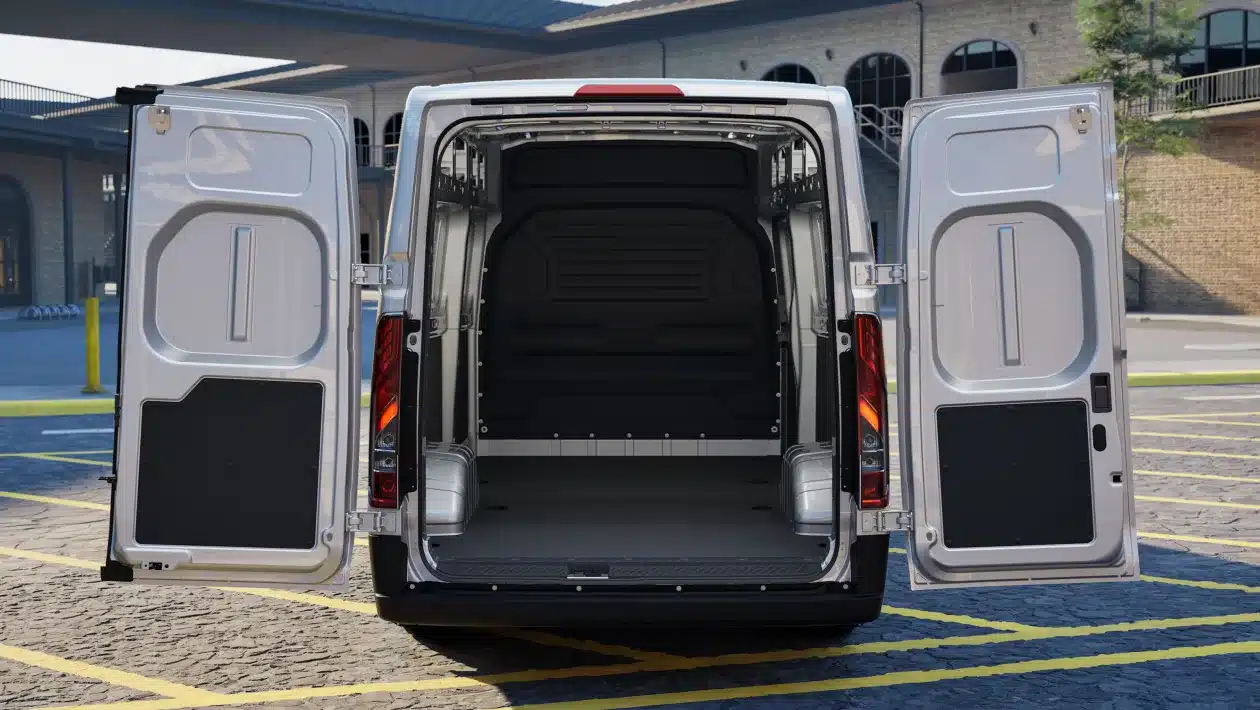 Αυτό είναι το νέο Ford Transit City: Το ηλεκτρικό van που αλλάζει τα πάντα στις αστικές διανομές