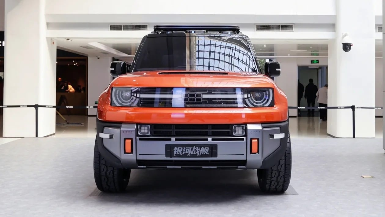 «Θωρηκτό» από την Κίνα: Το Geely που ξεπερνά Defender και Land Cruiser με 1.400 PS