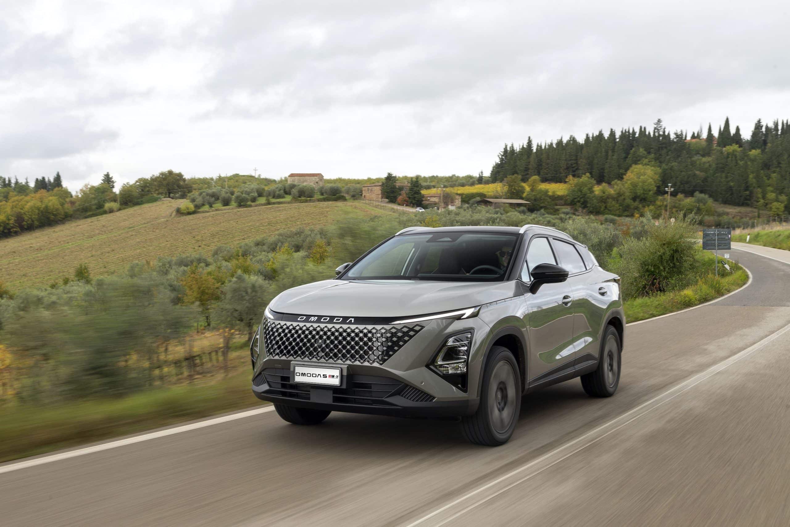 Omoda 5 SHS-H: Crossover με «Έξυπνη» Υβριδική Τεχνολογία