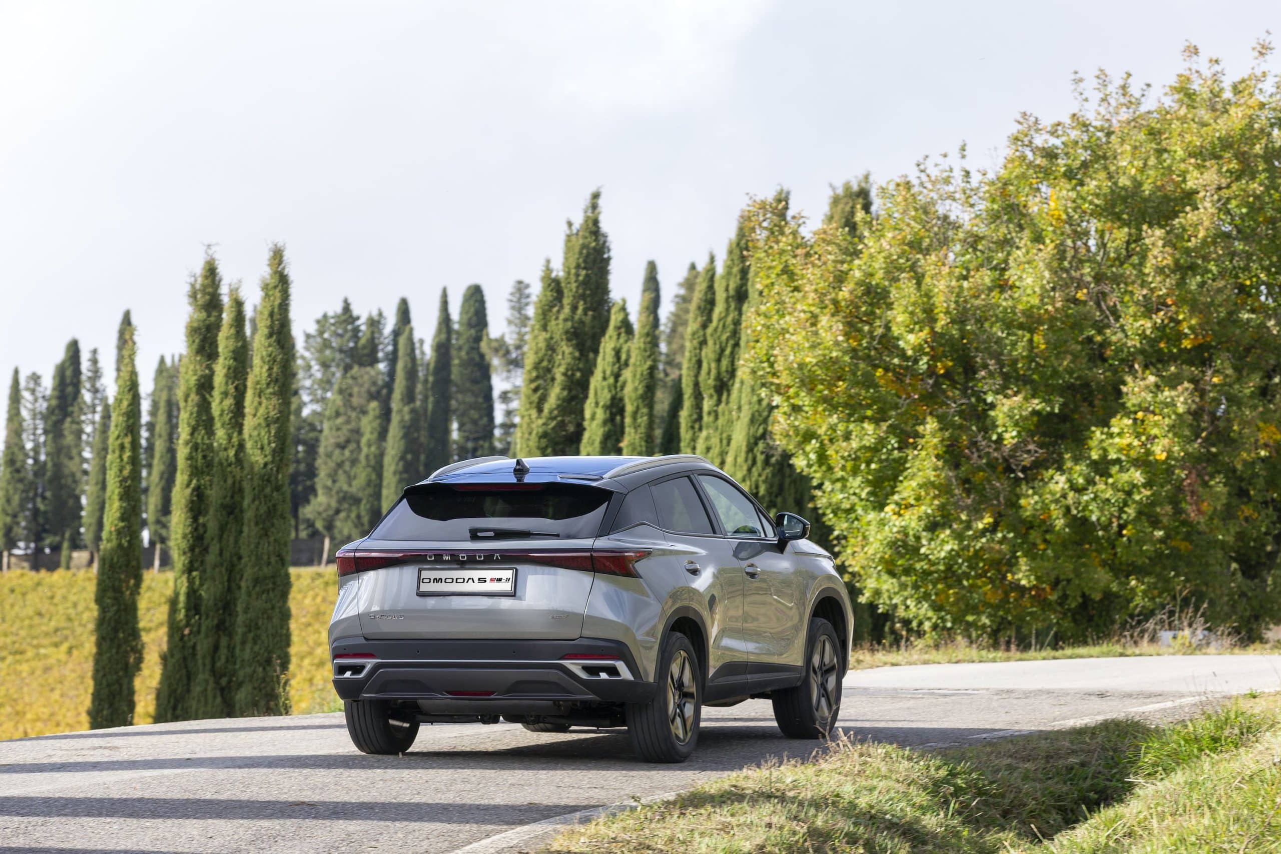 Omoda 5 SHS-H: Crossover με «Έξυπνη» Υβριδική Τεχνολογία