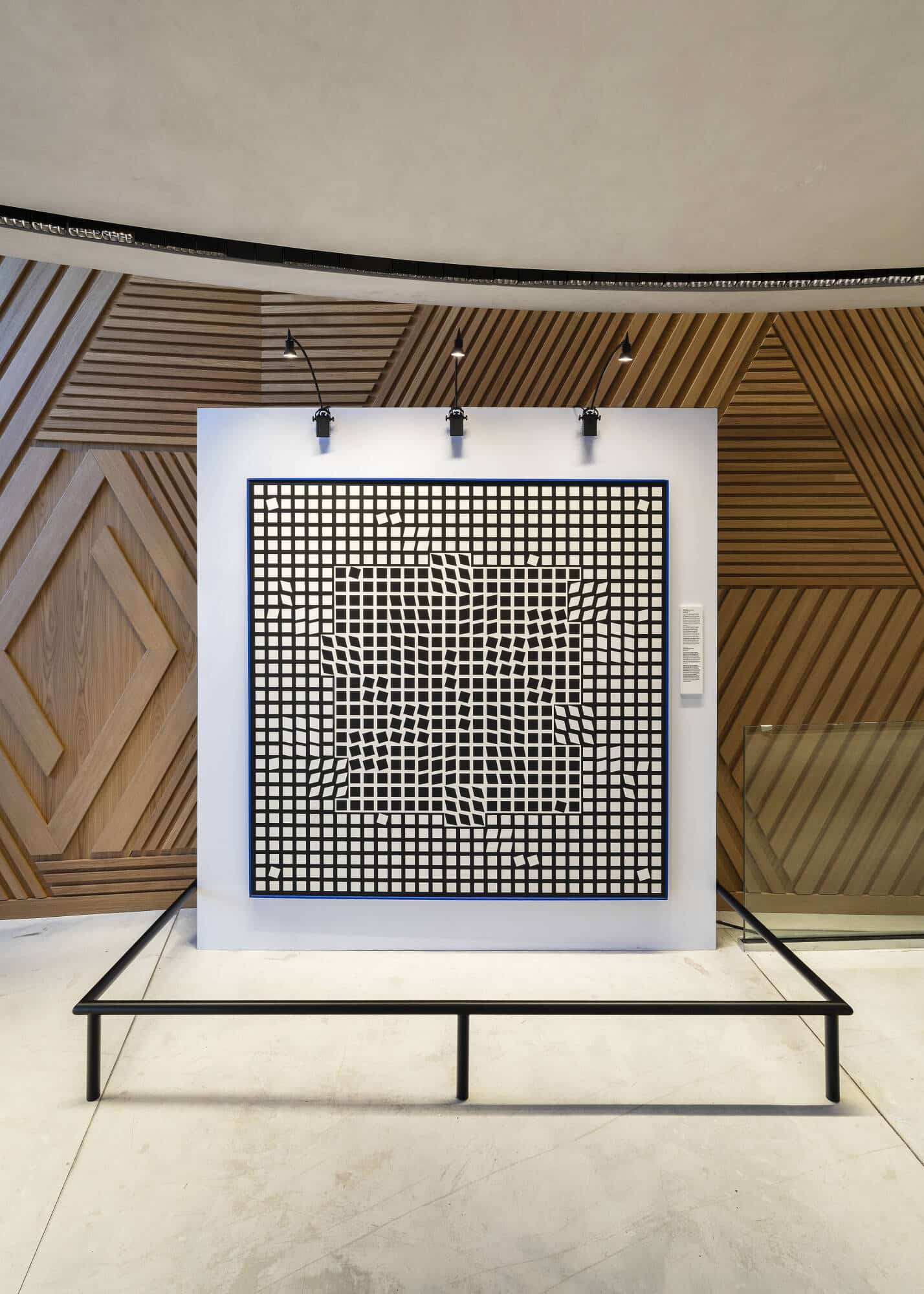 Renault Carwalk Pop Art Car