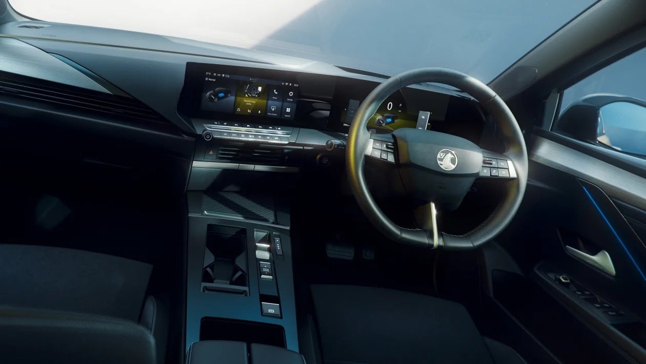 Το Opel Astra επιστρέφει πιο σύγχρονο από ποτέ