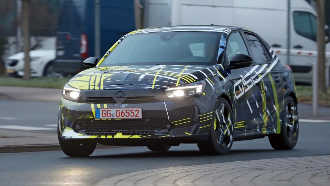 Το νέο Opel Corsa GSE φέρνει την επανάσταση στα ηλεκτρικά hot hatch