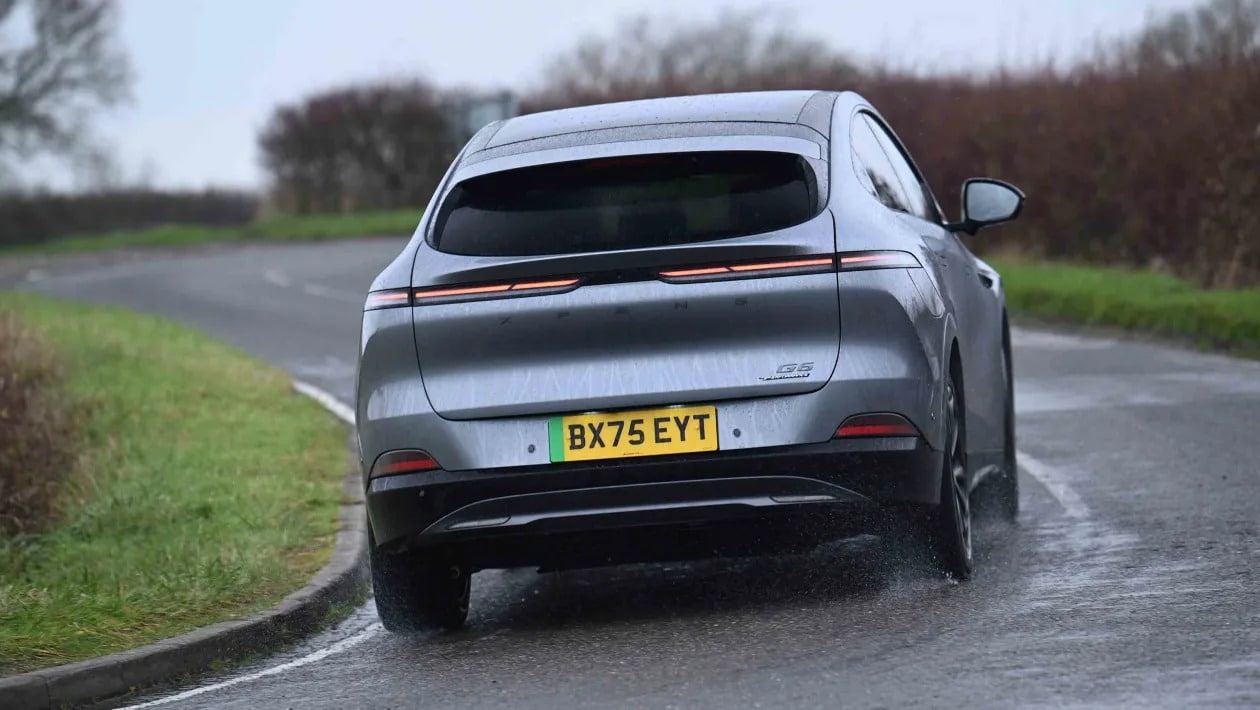 XPeng G6: Το SUV που κάνει τα Tesla να κοιτάζουν… την πρίζα