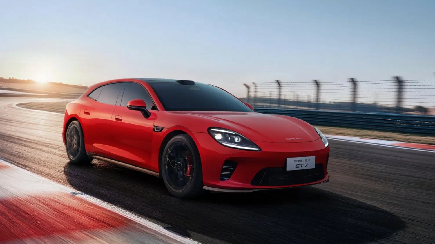 Κλώνος της Porsche Panamera από την Huawei