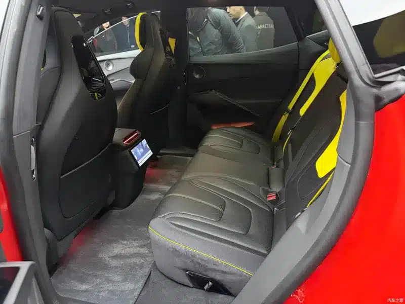 Αποκαλύφθηκε η νέα PHEV Lotus Eletre με 952 PS