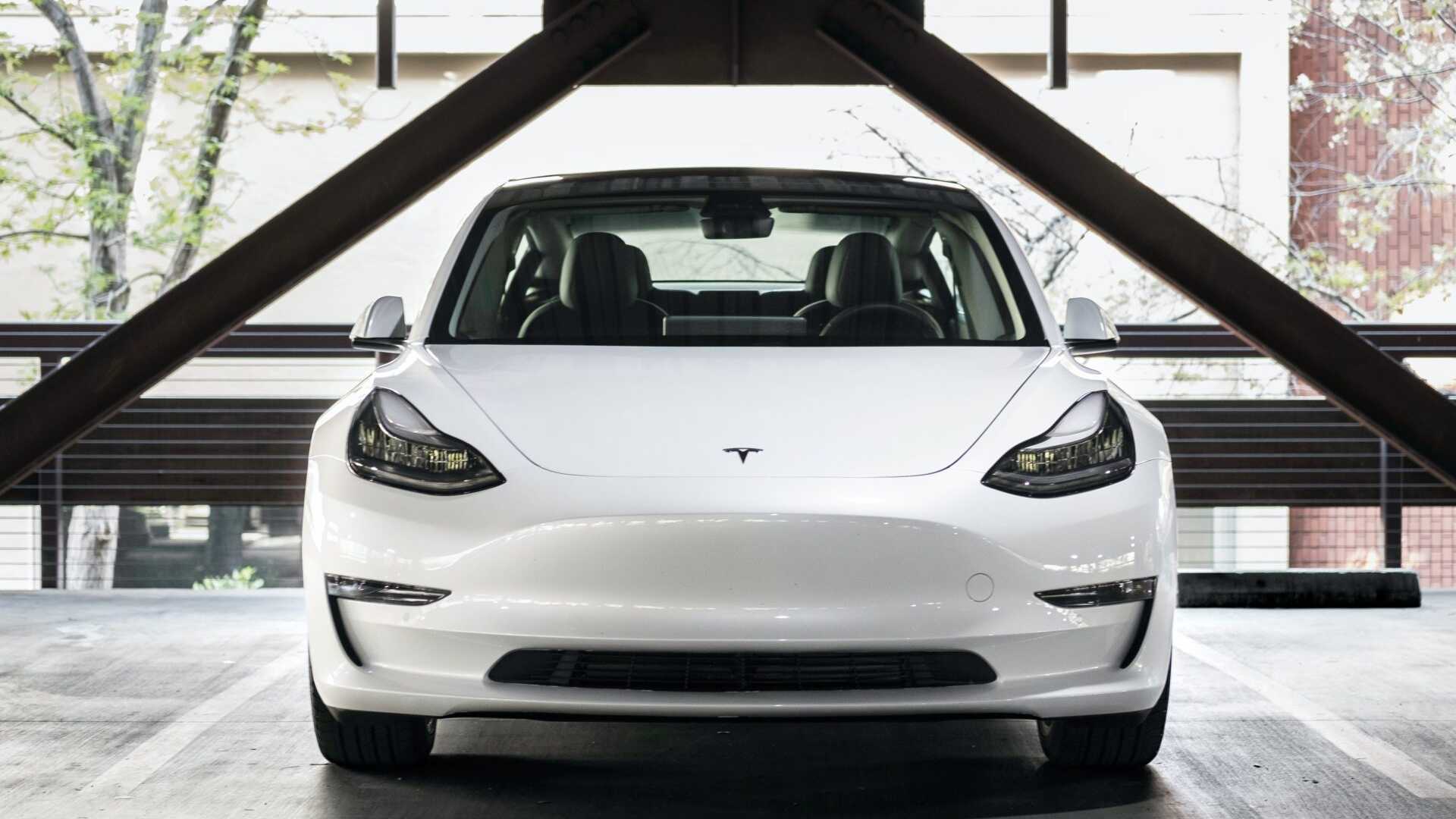 Μεταχειρισμένο EV: Πώς να υπολογίσεις τη σωστή τιμή αγοράς