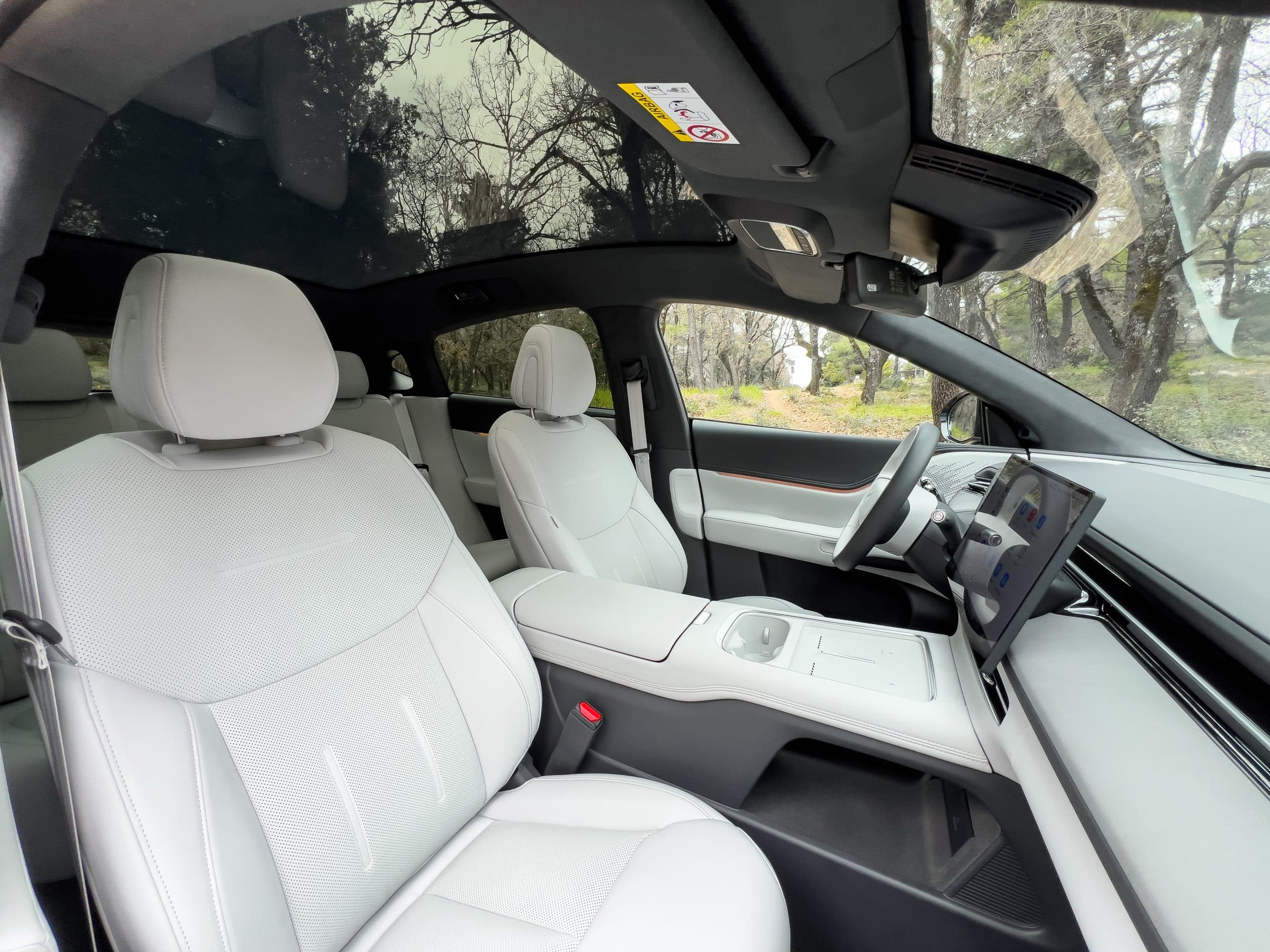 Xpeng G6 Long Range Pro: Στα ίσα με τους καλύτερους