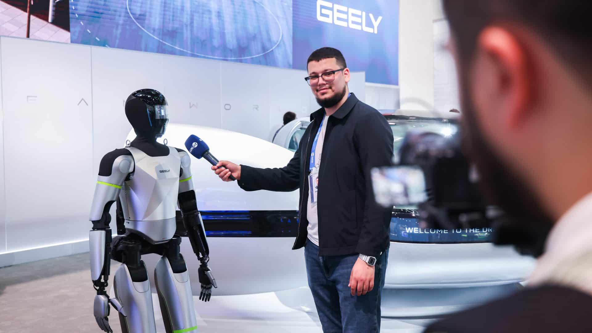 Η Geely παρουσιάζει το πλήρες Τεχνολογικό Οικοσύστημά της και το πρώτο Robotaxi της Κίνας στην Auto China 2026