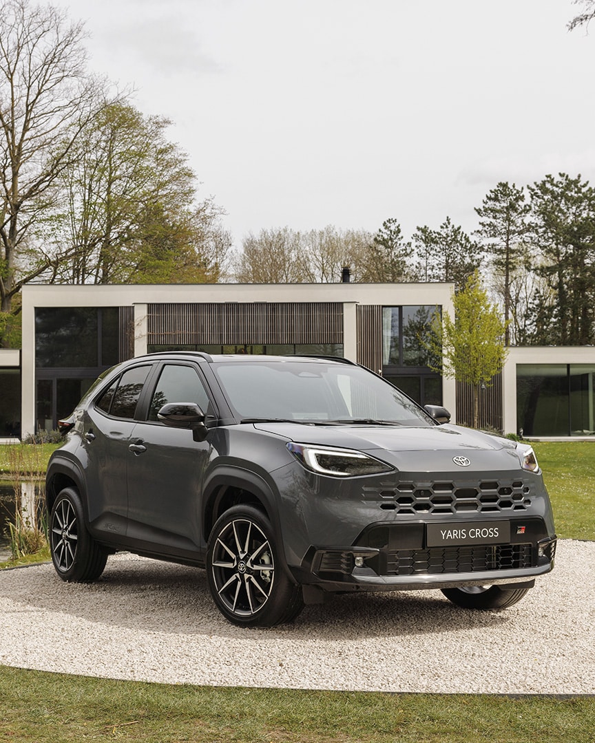 Το κορυφαίο σε πωλήσεις Toyota Yaris Cross ανανεώνεται σχεδιαστικά