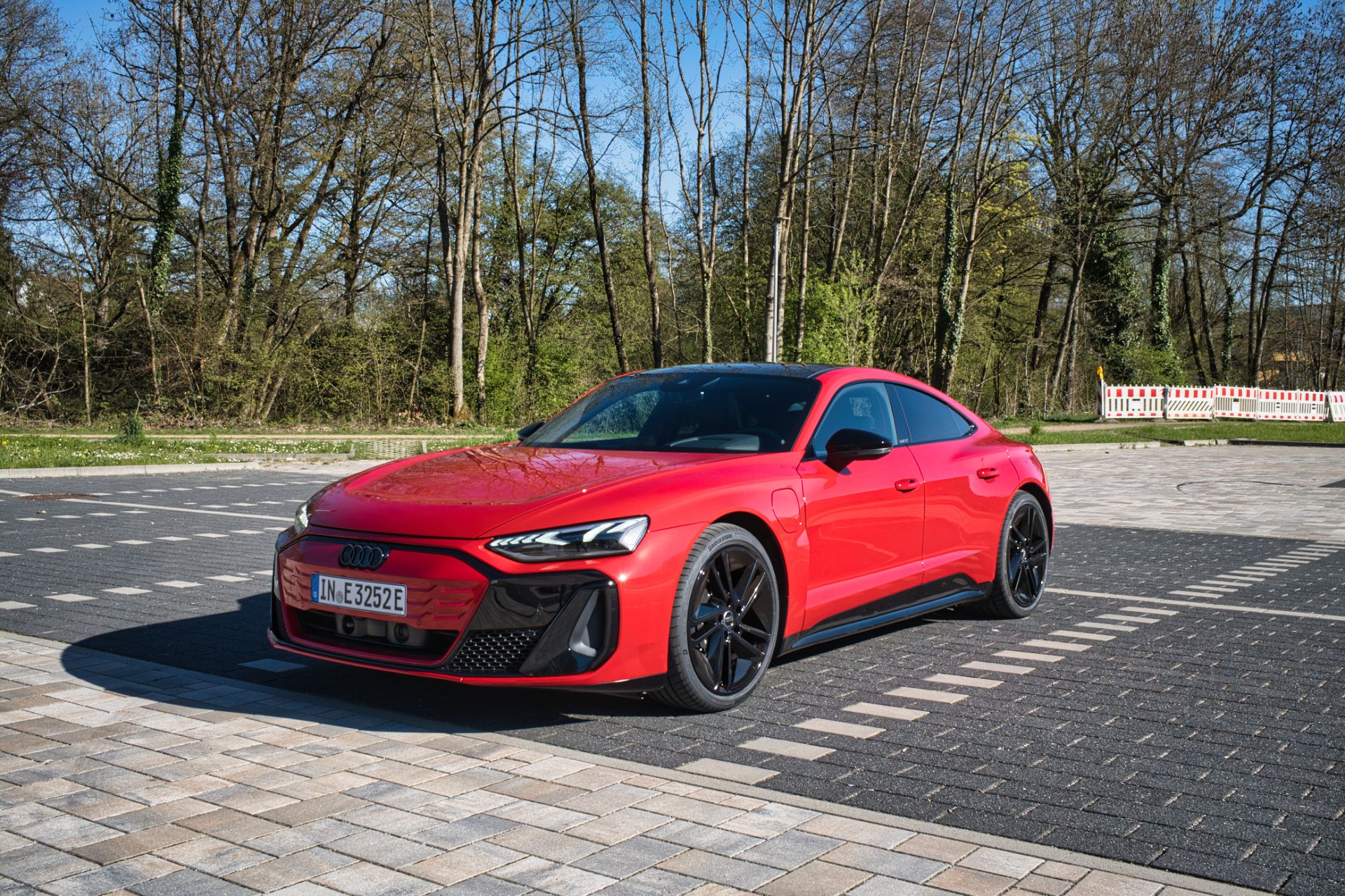 Audi e-tron GT quattro: Όταν η αισθητική συναντά την ηλεκτρική απόδοση