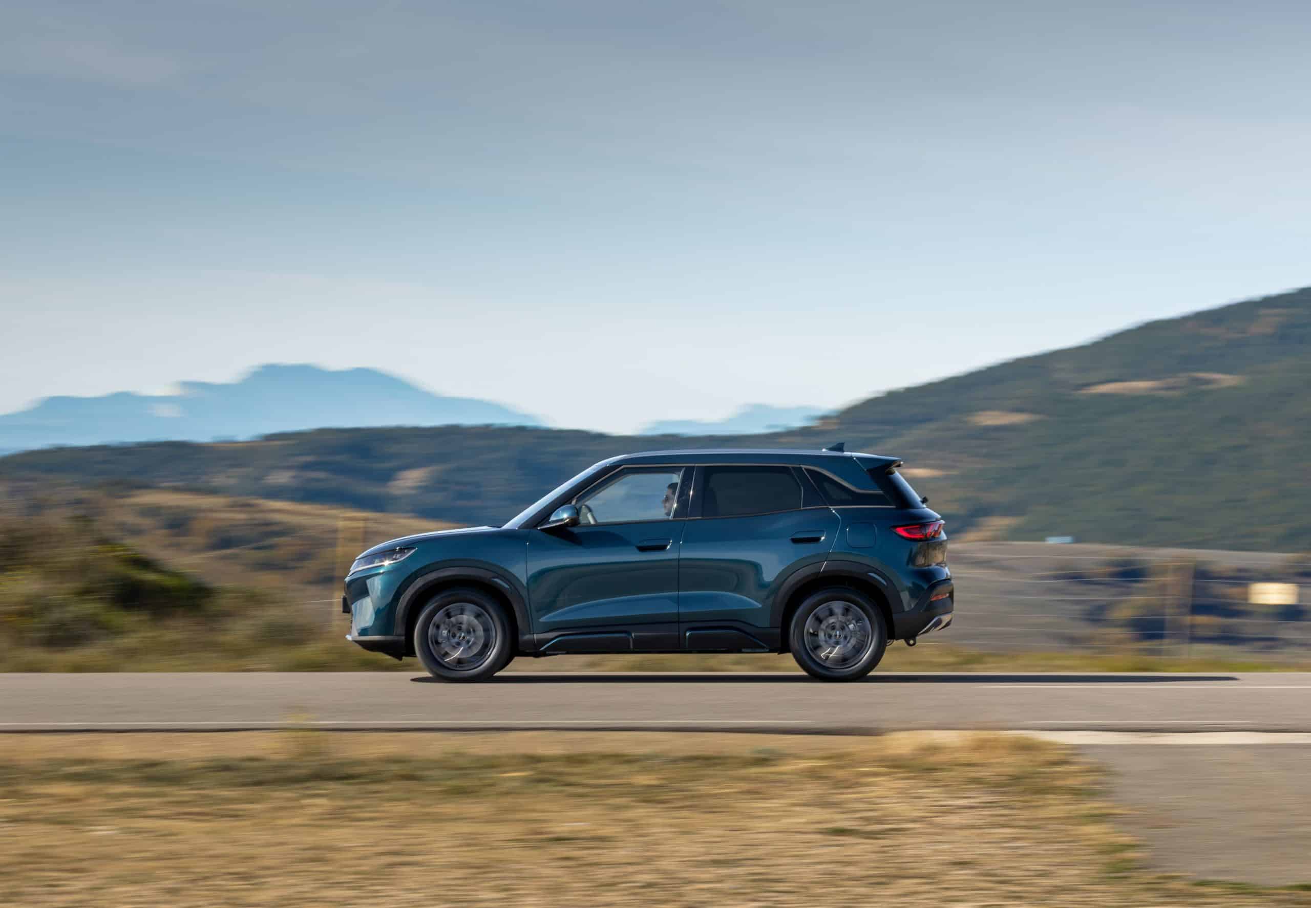 Το νέο BYD ATTO 2 DM-i φέρνει την τεχνολογία Super Hybrid στην κατηγορία των compact SUV