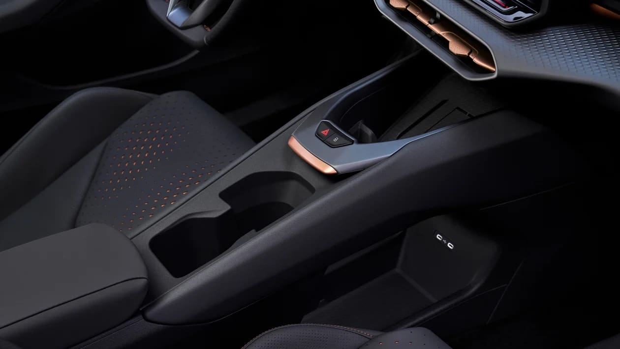 Cupra Raval: Ηλεκτρικό «killer» κάτω από €27.000 με έως 721 χλμ αυτονομία