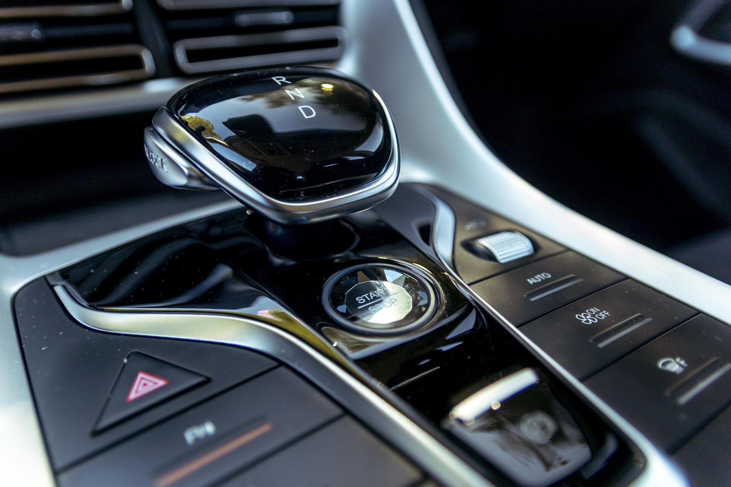 Δοκιμή: BYD Sealion 5 DM-i -Θαλάσσιος Λέοντας στην πρίζα